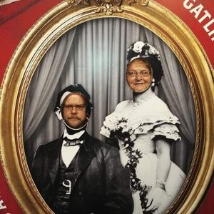 Meet your Posher, Kay